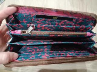 Cartera Lois Mujer. Importe no negociable.