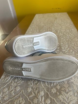 Zapatillas Michael Kors Blancas y Azules