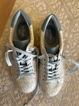 Zapatillas Michael Kors Blancas y Azules