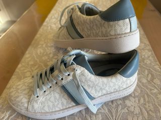 Zapatillas Michael Kors Blancas y Azules