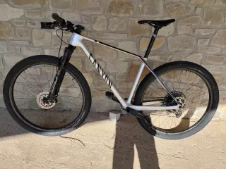 Bicicleta MTB Canyon EXCCED CF7