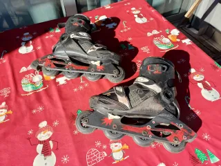 Patines Oxelo negros y rojos