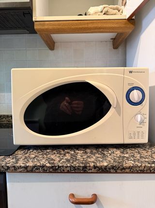 Microondas White-Westinghouse