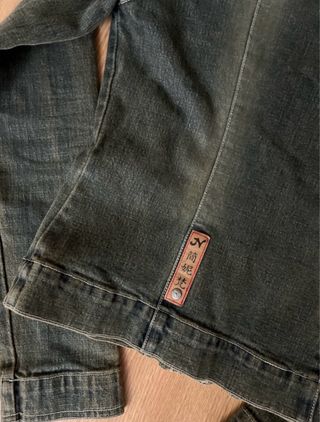 Chaqueta vaquera con cremallera