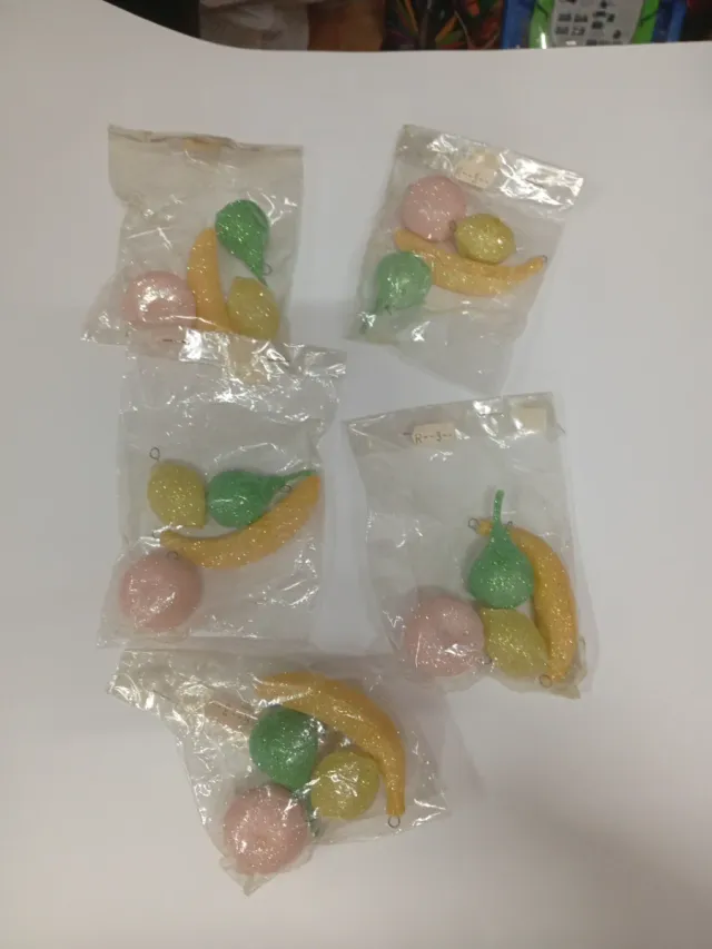 Decorações de Natal em Frutas de Plástico