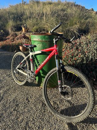 Bicicleta Specialized Rockhopper Pro