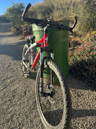 Bicicleta Specialized Rockhopper Pro