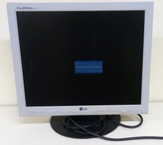 Lote 4 Monitores pantallas ordenador.