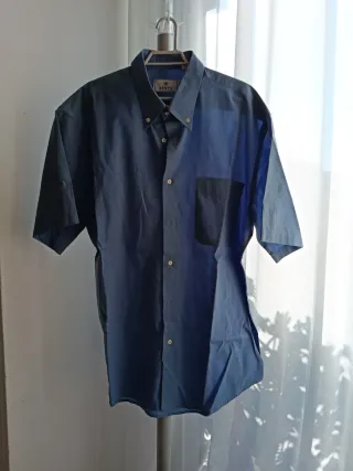 Camisa de manga corta azul