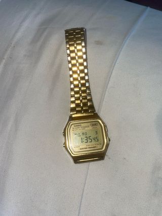 Reloj Casio Dorado