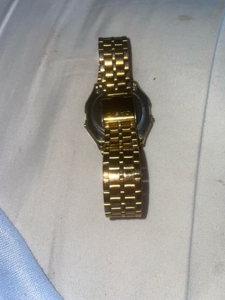 Reloj Casio Dorado