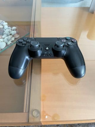 PS4 Negra + Mando Original + Mando Cable de regalo