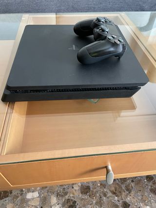 PS4 Negra + Mando Original + Mando Cable de regalo