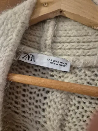 Chaqueta larga Zara beige talla única