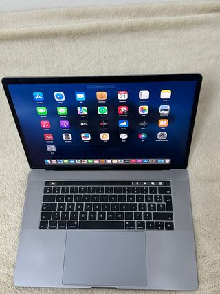 MacBook Pro 15 i7/16GB/500GB