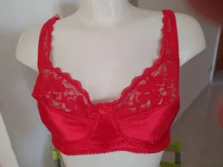 Reggiseno rosso pizzo