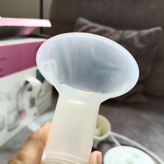 Sacaleches Suavinex eléctrico + 5 Biberones