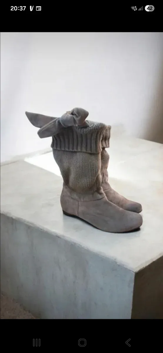 Botas Alma en Pena de ante y punto.