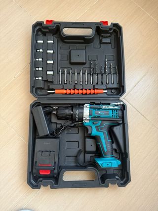 Taladro a batería con maletín