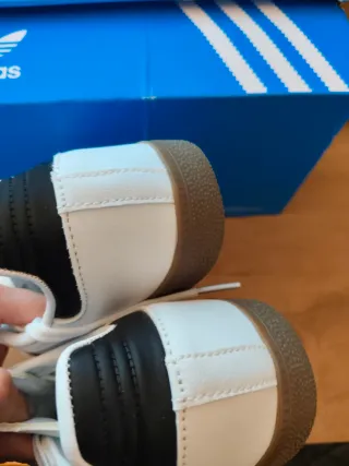 Adidas Zapatillas Blancas y Grises