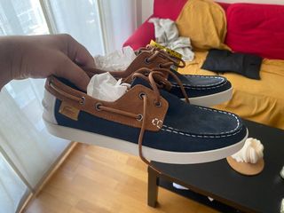Mocasines Lacoste Azul Marino y Marrón