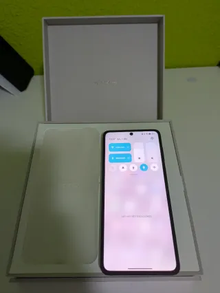 OPPO FIND N2 FLIP