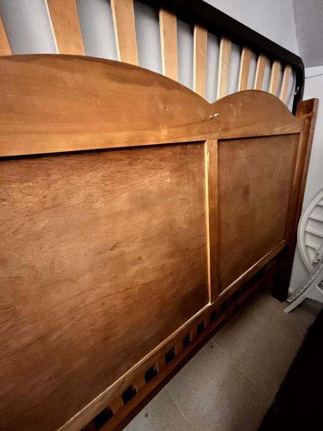 Cabecero y somier madera 135