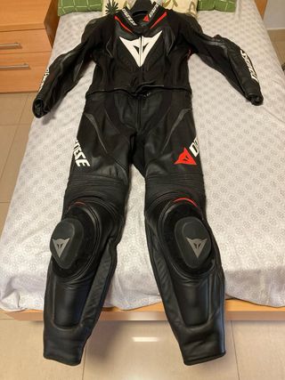 Mono Dainese Piel Talla 50