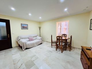 Piso en venta en La Caleta - La Viña en Cádiz