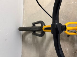 Bicicleta sin pedales Decathlon amarilla