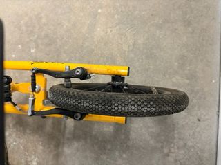 Bicicleta sin pedales Decathlon amarilla