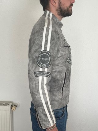 Cazadora de piel gris de exclusiva con parches