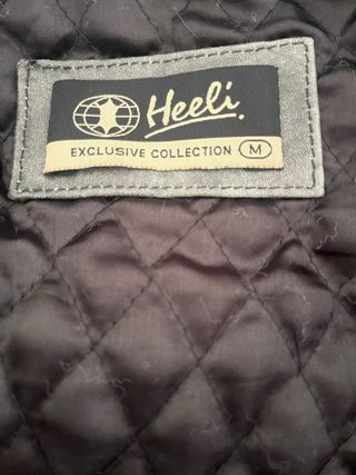 Cazadora de piel gris de exclusiva con parches