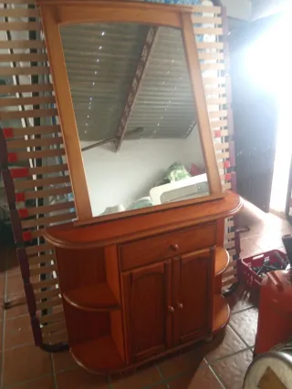 Mueble de entrada de madera