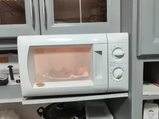 Microondas Daewoo 25L Funciona perfectamente