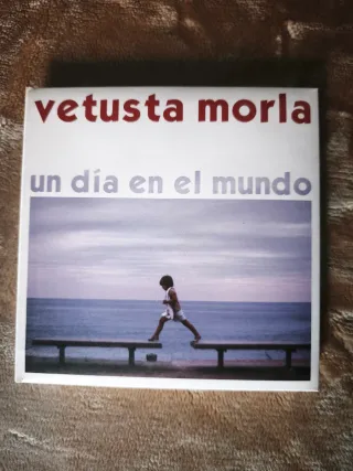 CD Vetusta Morla - Un Día en el Mundo