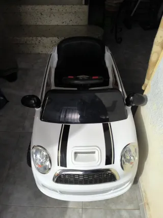 Coche niño a batería 6v.