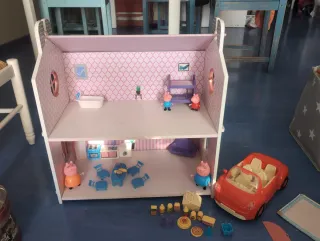 Casa Peppa Pig con personajes y coche