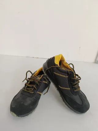 Zapatos de seguridad Cofra talla 37 F2Y9983