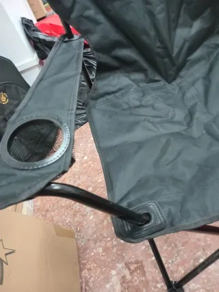 Sedie pieghevoli nuove per campeggio.