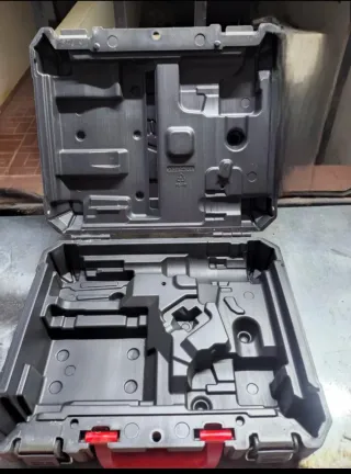 Caja Herramientas Milwaukee Vacía. M18 CBLPD-202C
