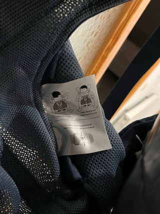 Mochila portabebé Omni 360 Ergobaby casi nueva