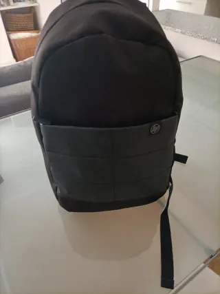 Mochila negra HP