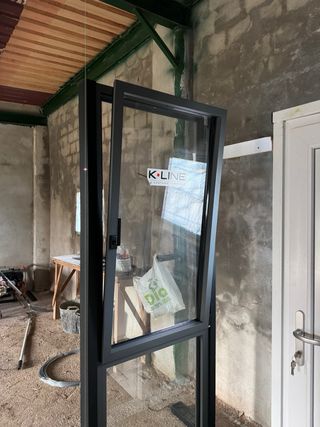 Ventana Aluminio con Fijo K-Line