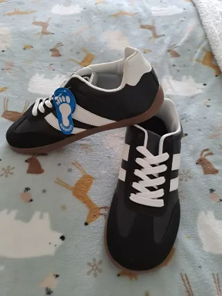 Zapatillas barefoot hombre negras y blancas