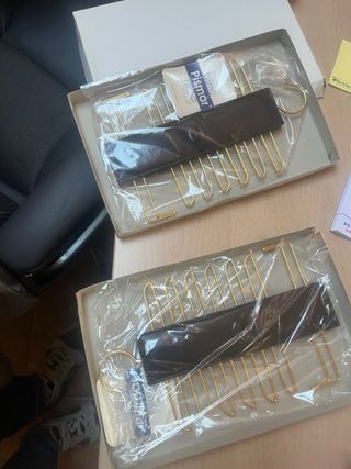 Colgador de corbatas Pismár dorado y marrón