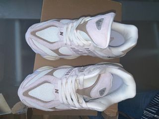 New Balance 9060 Mujer Beige/Rosa Nuevas