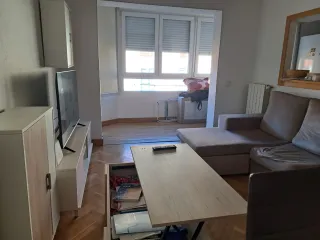 Sofá chaise longue, mueble TV y mesa centro