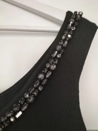 Vestido Zara corto pedrería verde M