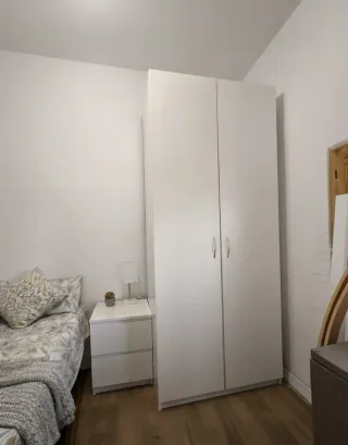 Se alquila parcela con casa de campo